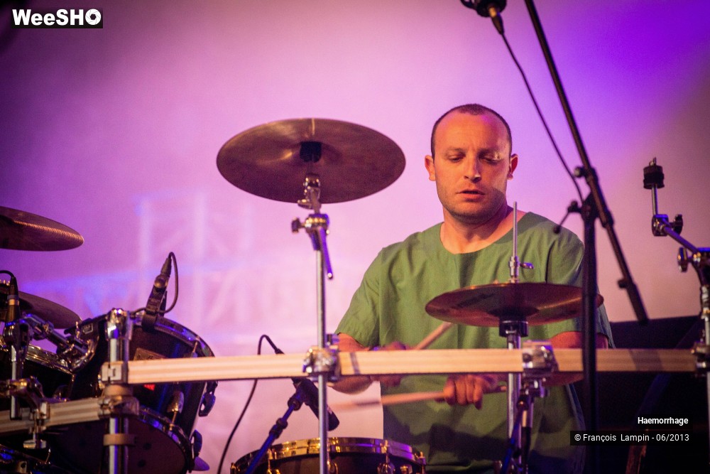 22/39 photos du spectacle Haemorrhage