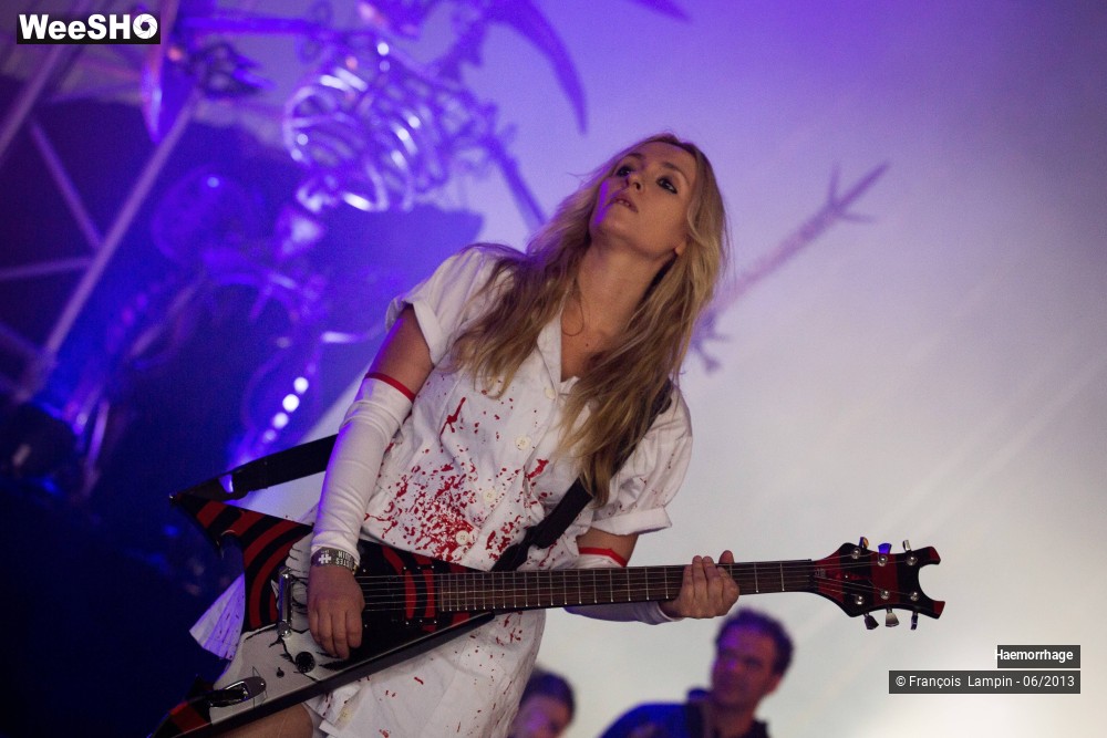 24/39 photos du spectacle Haemorrhage