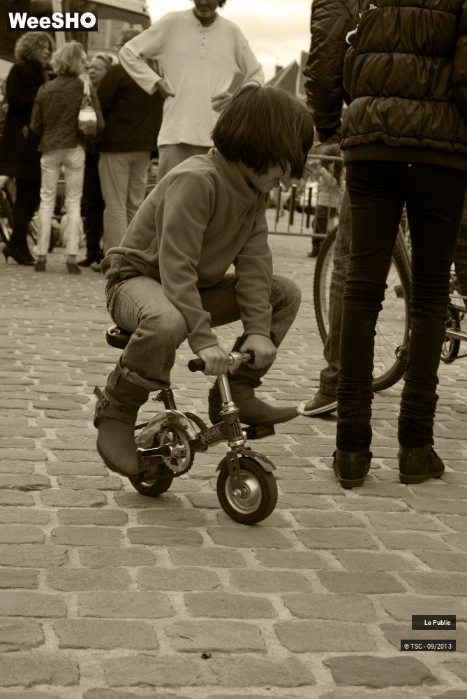16/17 photos du spectacle Val'En Cycle Ambiance