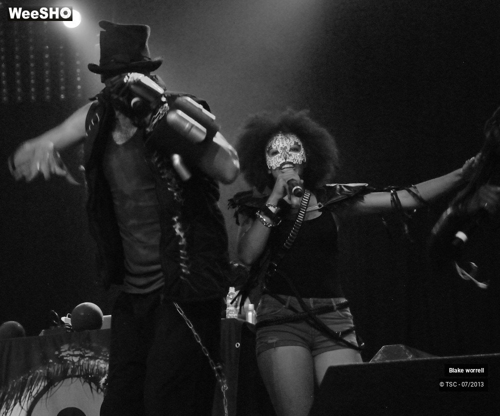 6/33 photos du spectacle Blake Worrell