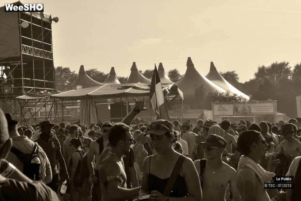 39/50 photos du spectacle Dour 2013 ambiance