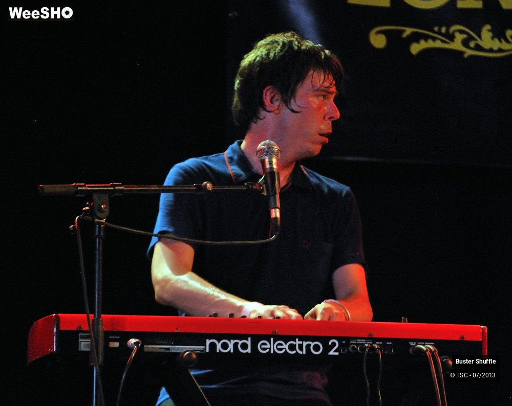11/30 photos du spectacle Buster Shuffle