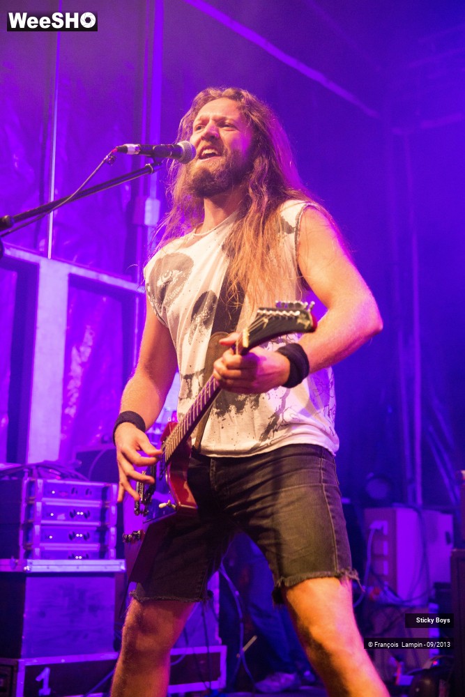 16/27 photos du spectacle Sticky Boys