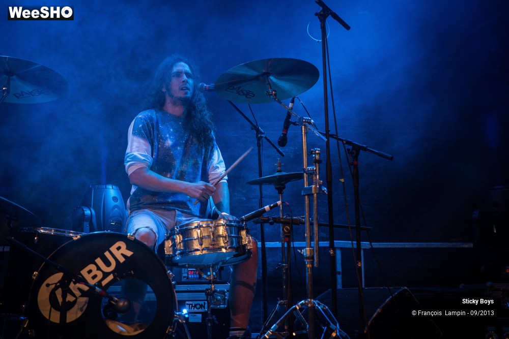 18/27 photos du spectacle Sticky Boys