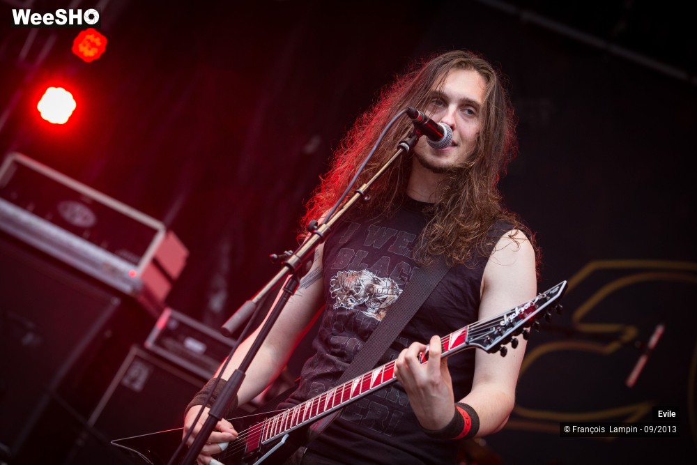 17/37 photos du spectacle Evile