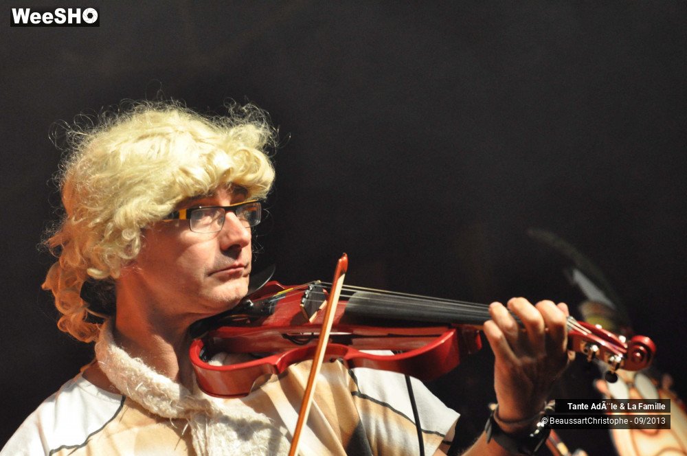 26/29 photos du spectacle Tante Adèle et la famille