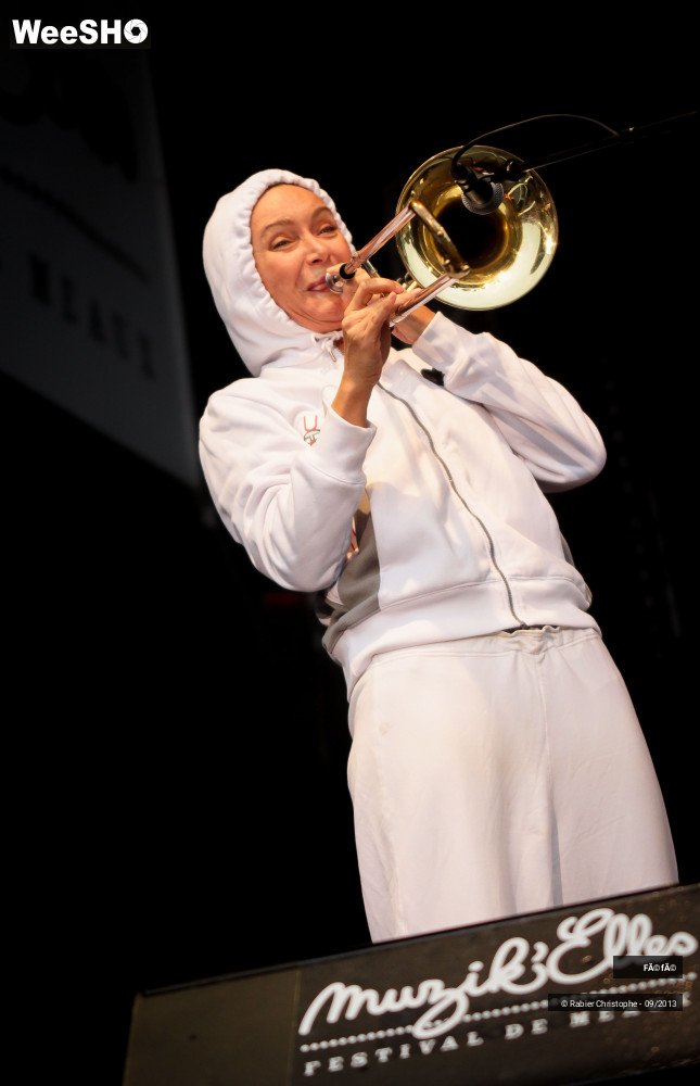 26/30 photos du spectacle Féfé et ses invités