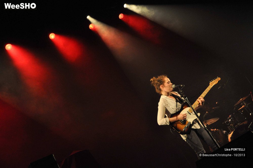 38/45 photos du spectacle Lisa Portelli