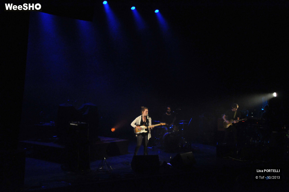 35/45 photos du spectacle Lisa Portelli