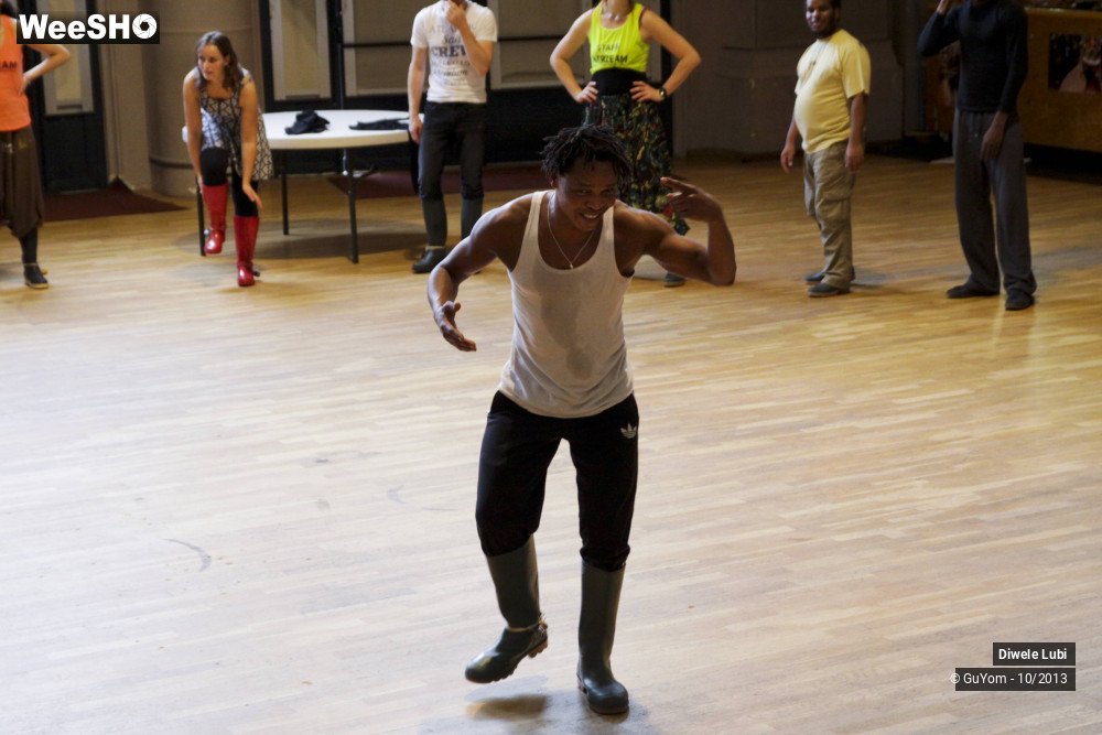 19/50 photos du spectacle Stage de Gumboot