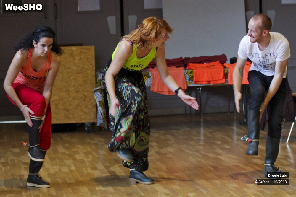 31/50 photos du spectacle Stage de Gumboot