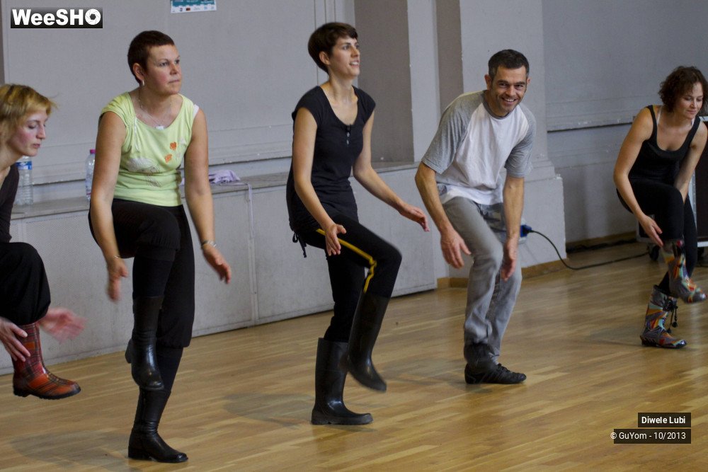 37/50 photos du spectacle Stage de Gumboot