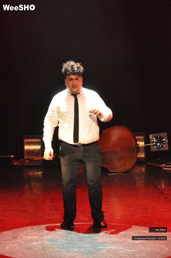 61/62 photos du spectacle Les Franglaises