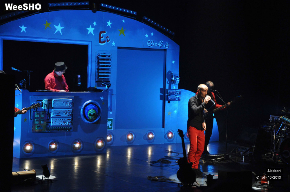 8/64 photos du spectacle Aldebert