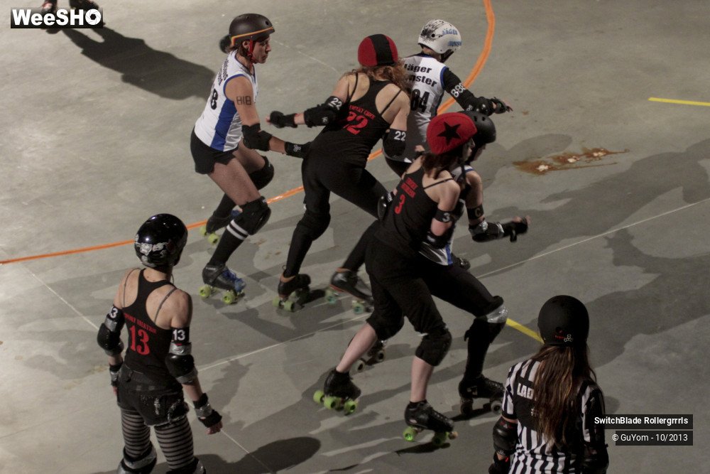 13/46 photos du spectacle Roller Derby 1