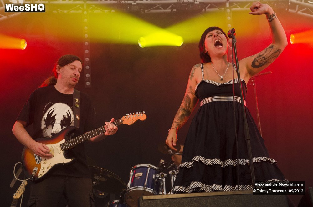 8/31 photos du spectacle Alexx and the Mooonshiners