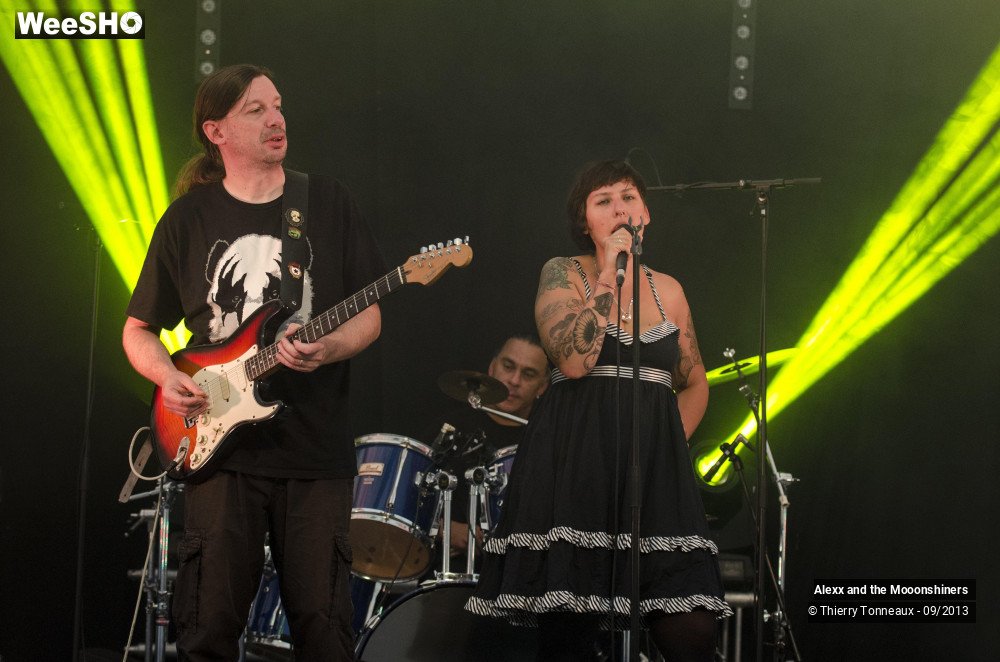 12/31 photos du spectacle Alexx and the Mooonshiners