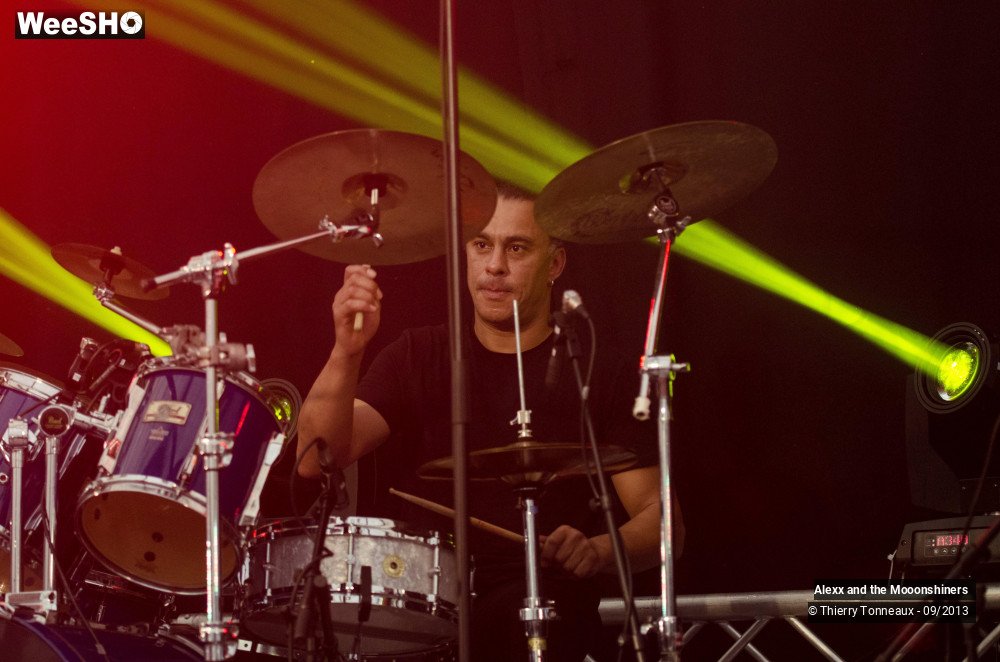 20/31 photos du spectacle Alexx and the Mooonshiners