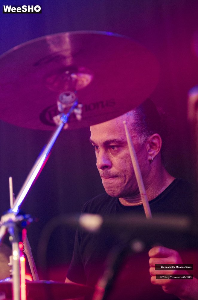 27/31 photos du spectacle Alexx and the Mooonshiners