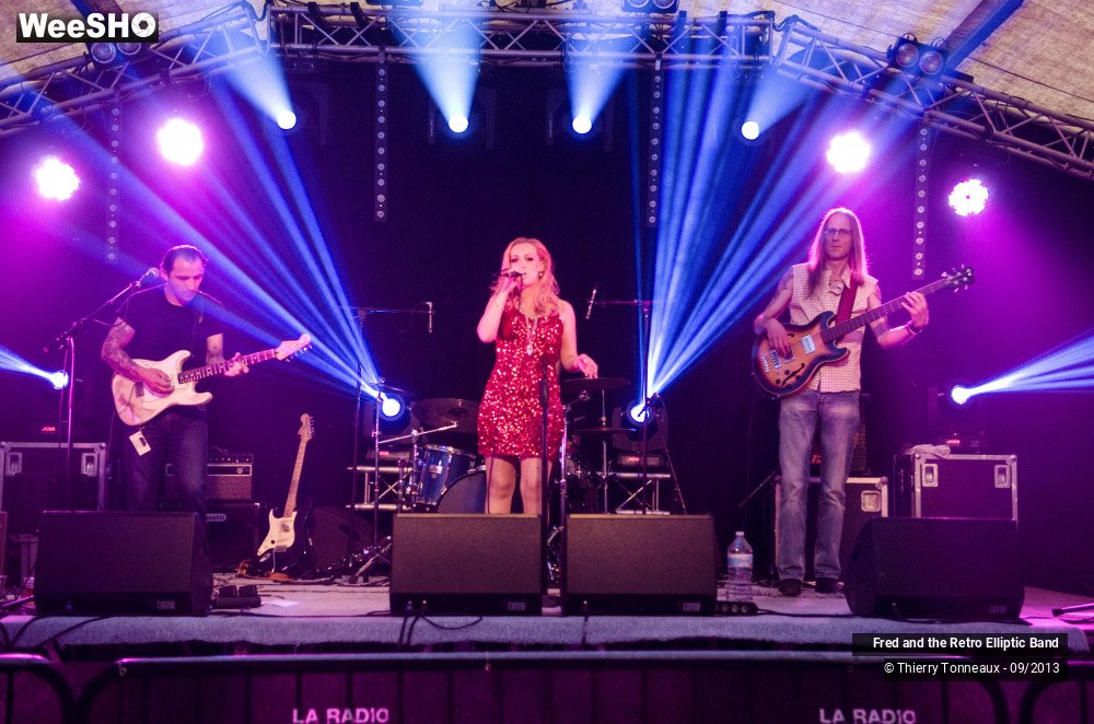 7/31 photos du spectacle Fred and the Retro Elliptic Band