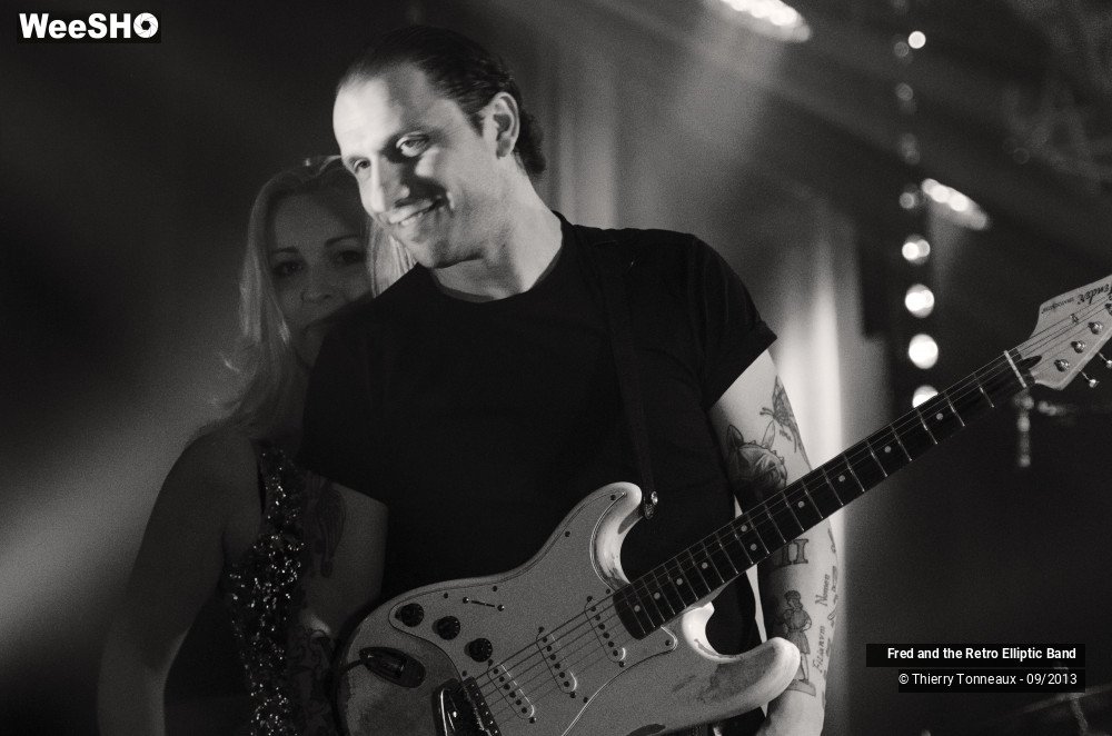 11/31 photos du spectacle Fred and the Retro Elliptic Band