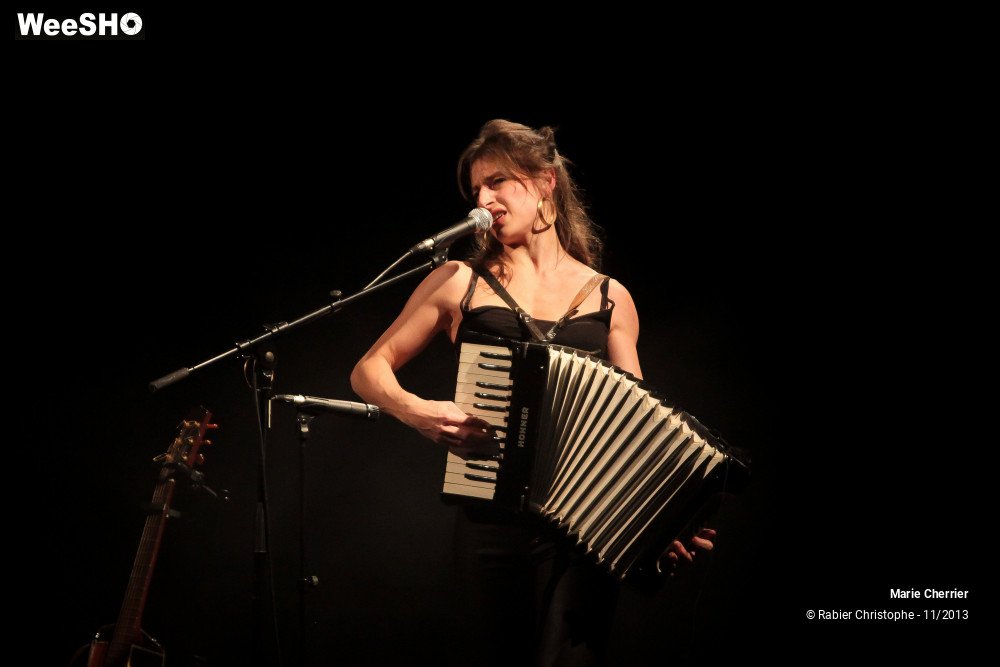 4/36 photos du spectacle Marie Cherrier