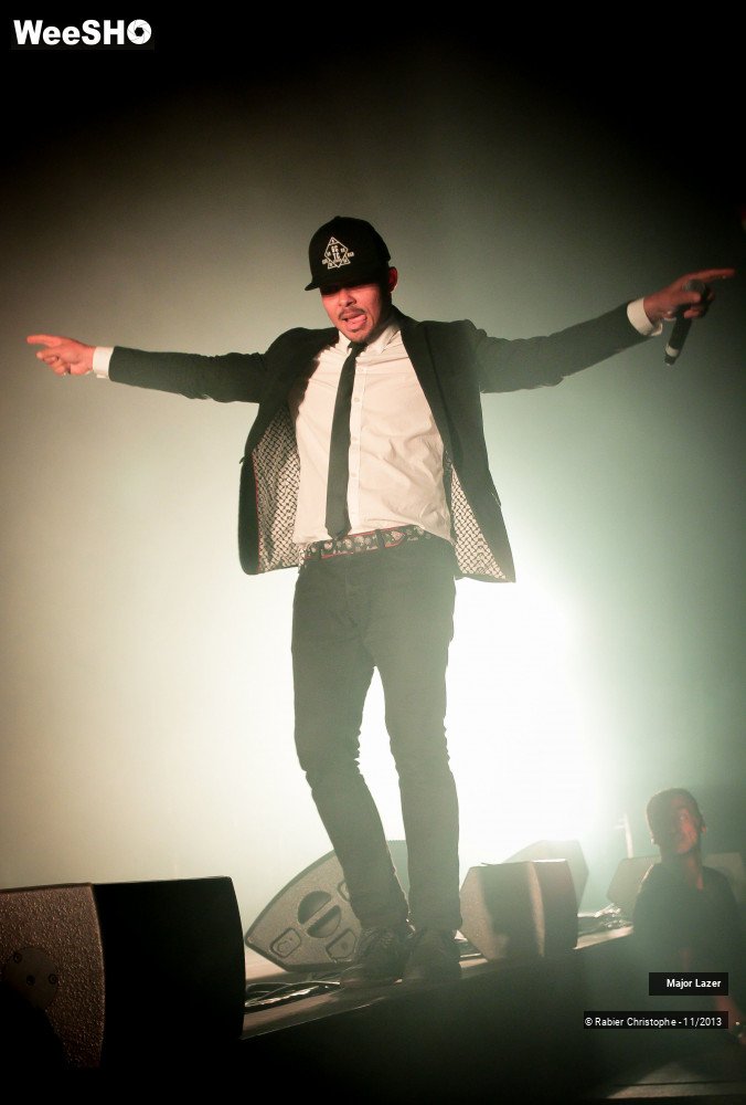 44/45 photos du spectacle Major Lazer