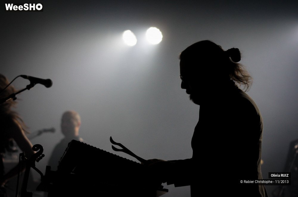 3/35 photos du spectacle Olivia Ruiz