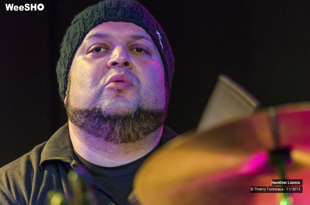 3/50 photos du spectacle Hamilton Loomis
