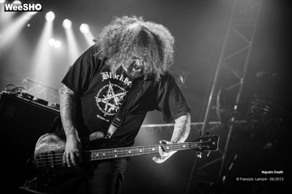 15/19 photos du spectacle Napalm Death