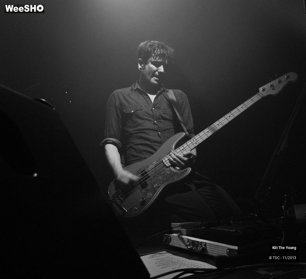 2/46 photos du spectacle Kill the Young