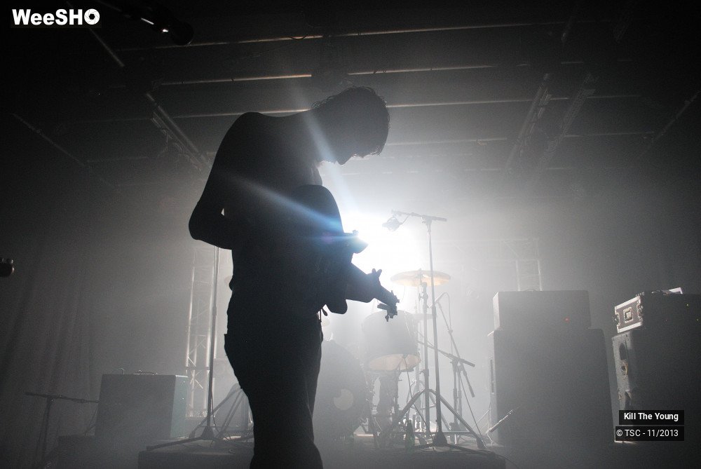 23/46 photos du spectacle Kill the Young