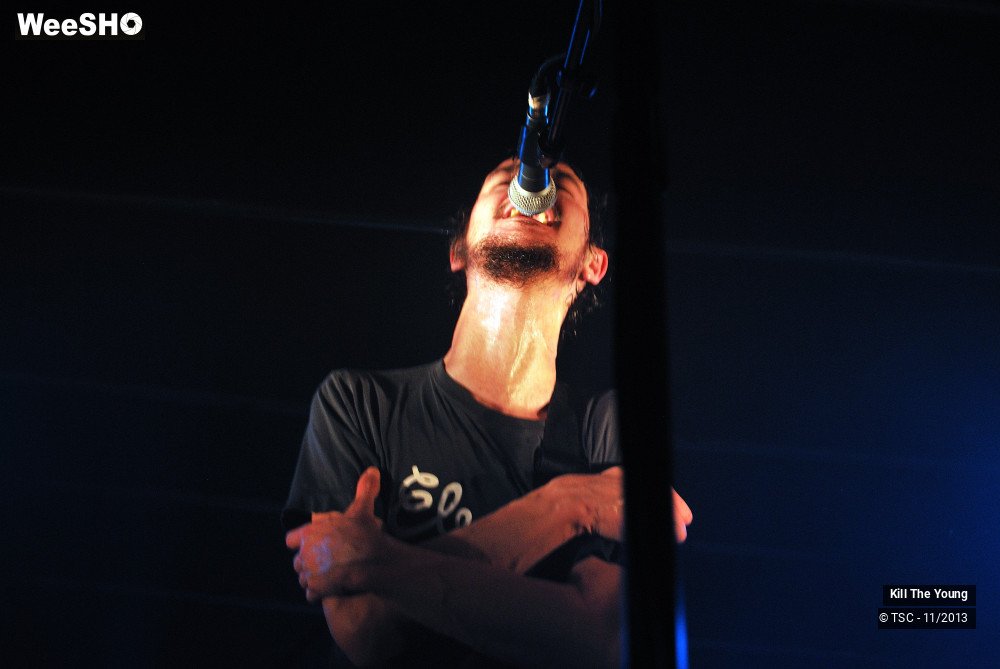27/46 photos du spectacle Kill the Young