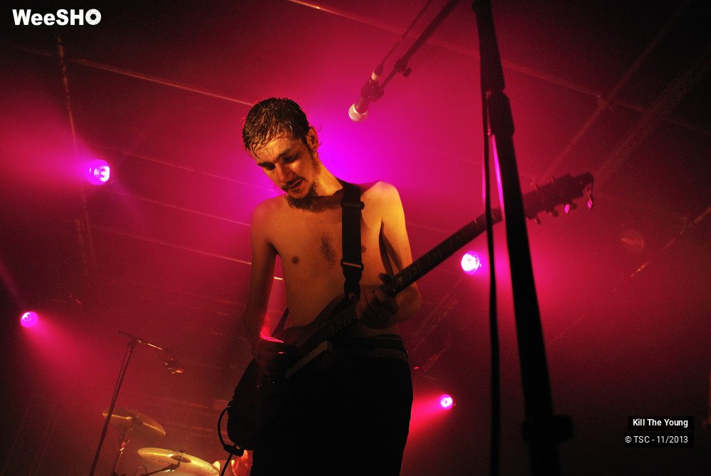 36/46 photos du spectacle Kill the Young