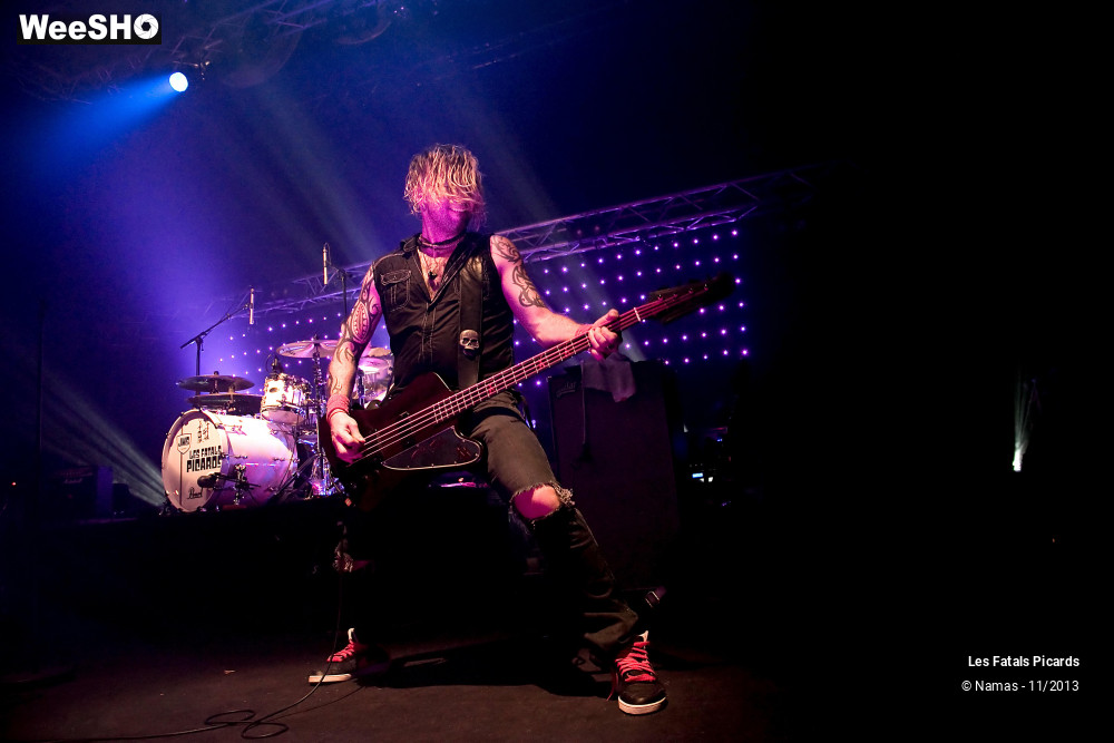 17/96 photos du spectacle Les Fatals Picards