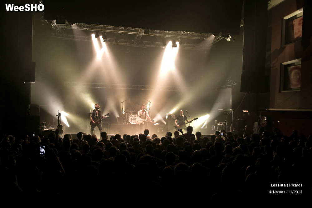 22/96 photos du spectacle Les Fatals Picards