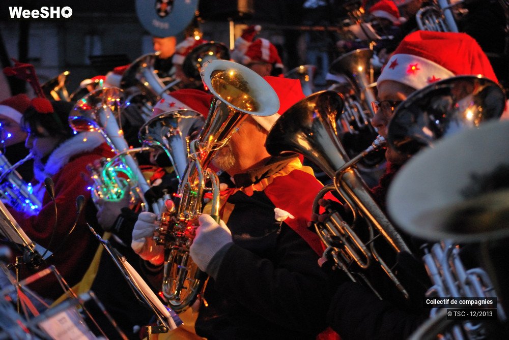 8/36 photos du spectacle Les tubas de Noël