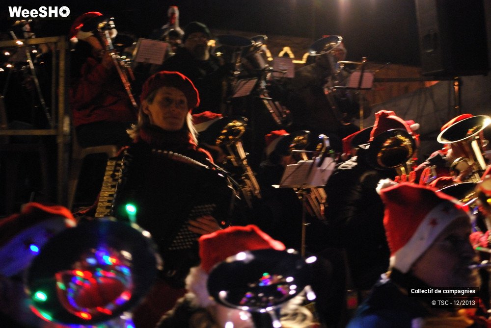 10/36 photos du spectacle Les tubas de Noël