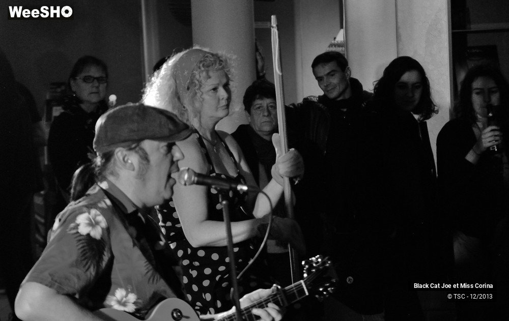 15/17 photos du spectacle Black Cat Joe et Miss Corina