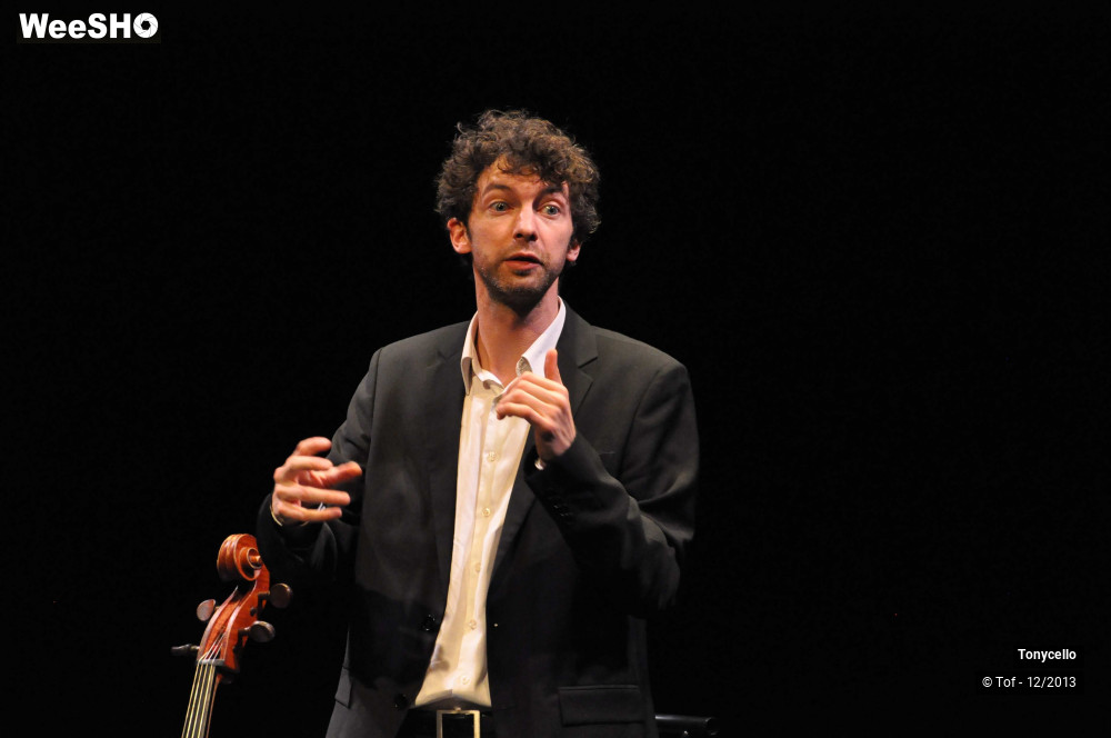 3/50 photos du spectacle Tonycello