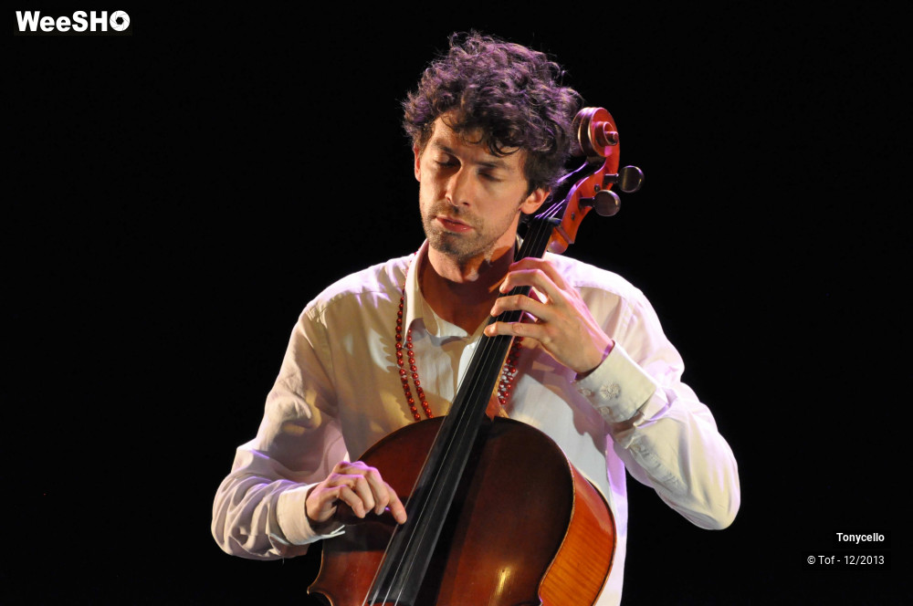 16/50 photos du spectacle Tonycello