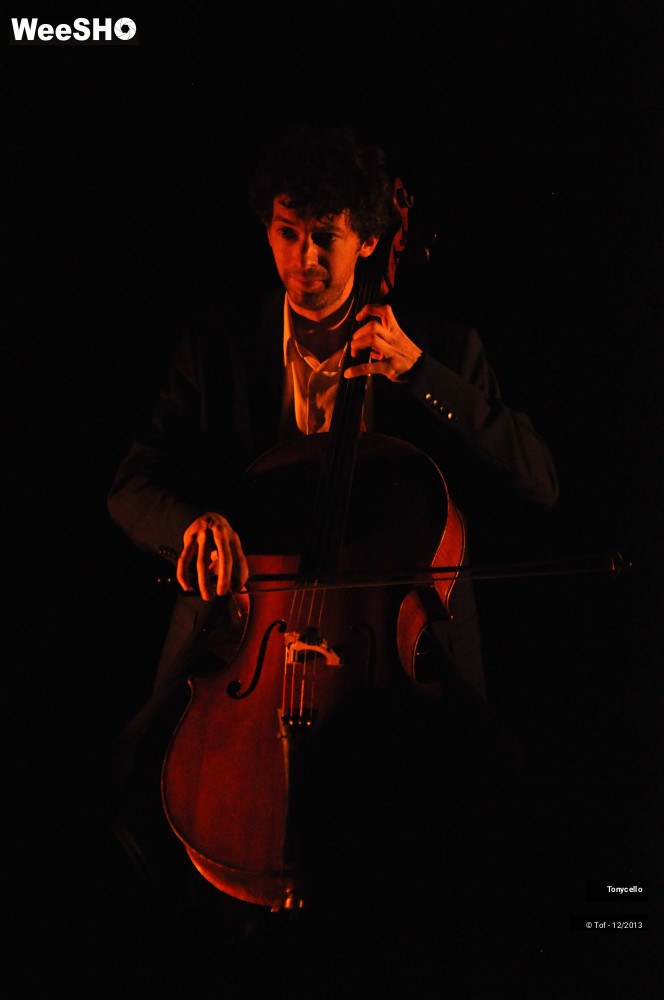 27/50 photos du spectacle Tonycello