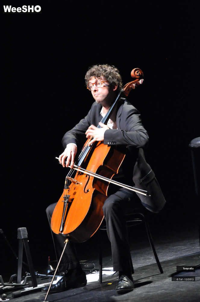 28/50 photos du spectacle Tonycello