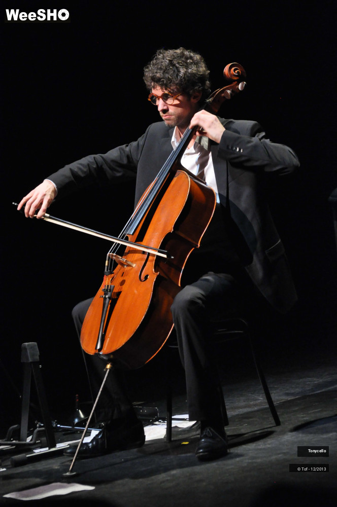 29/50 photos du spectacle Tonycello