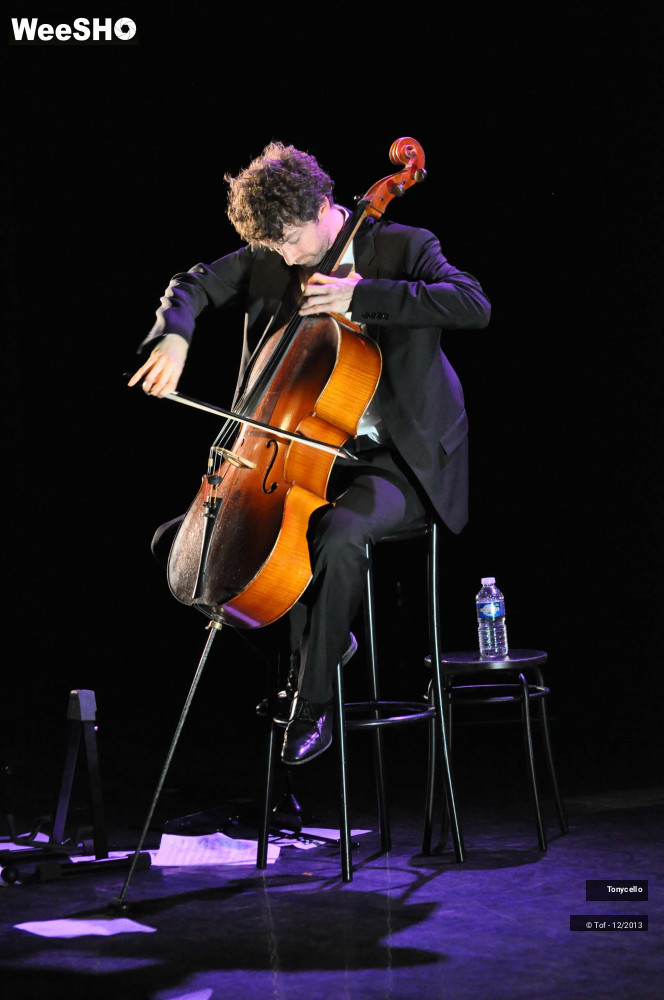 30/50 photos du spectacle Tonycello
