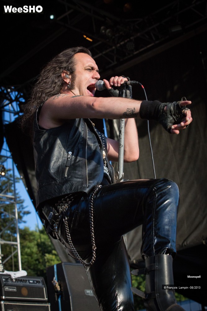 18/27 photos du spectacle Moonspell