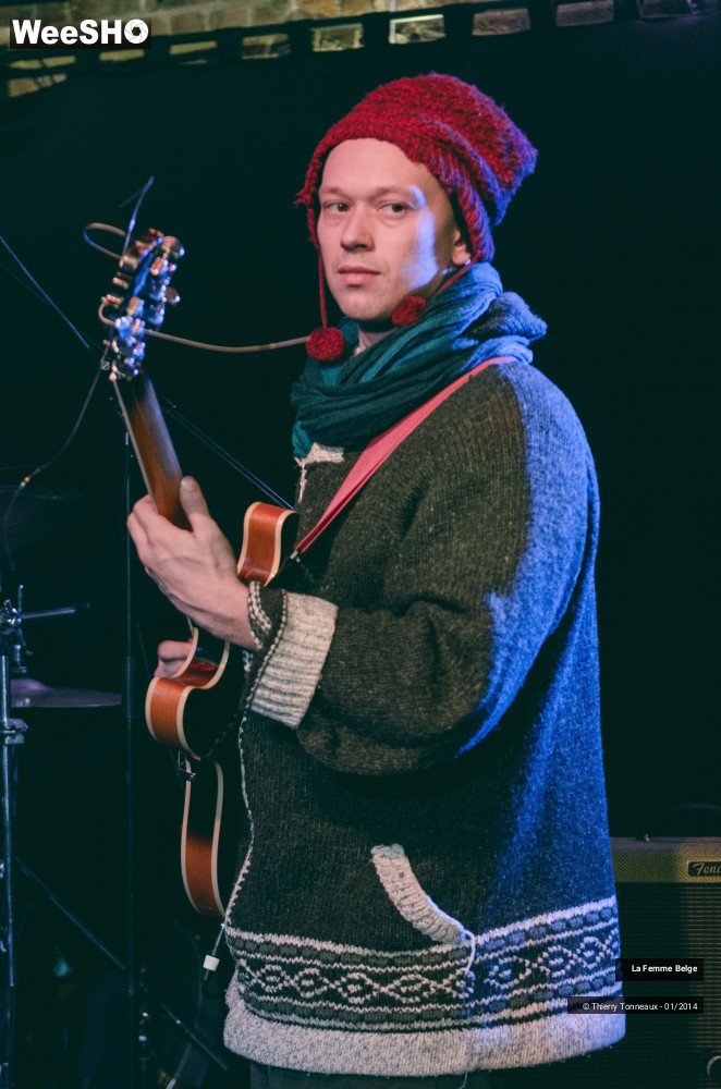 50/50 photos du spectacle La Femme Belge