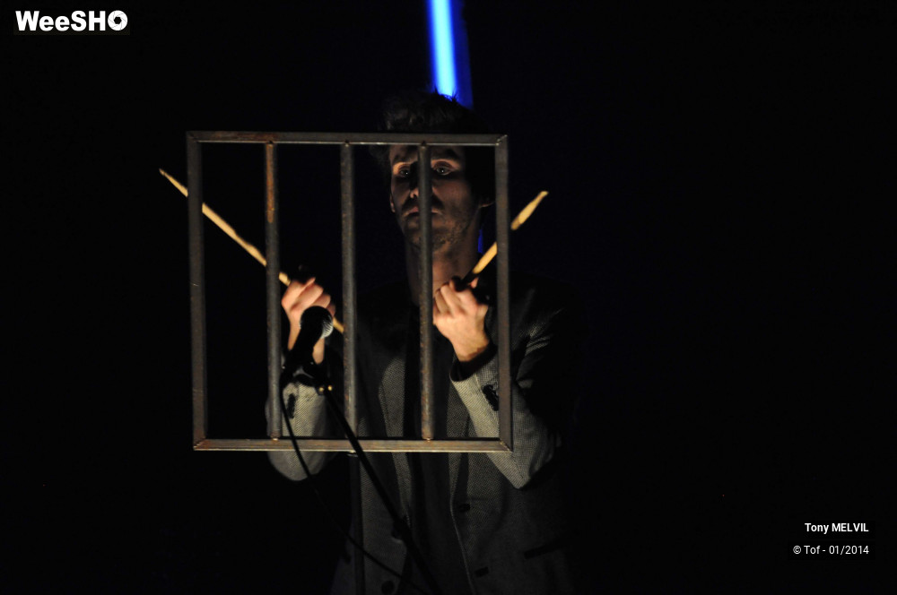 4/57 photos du spectacle Tony Melvil
