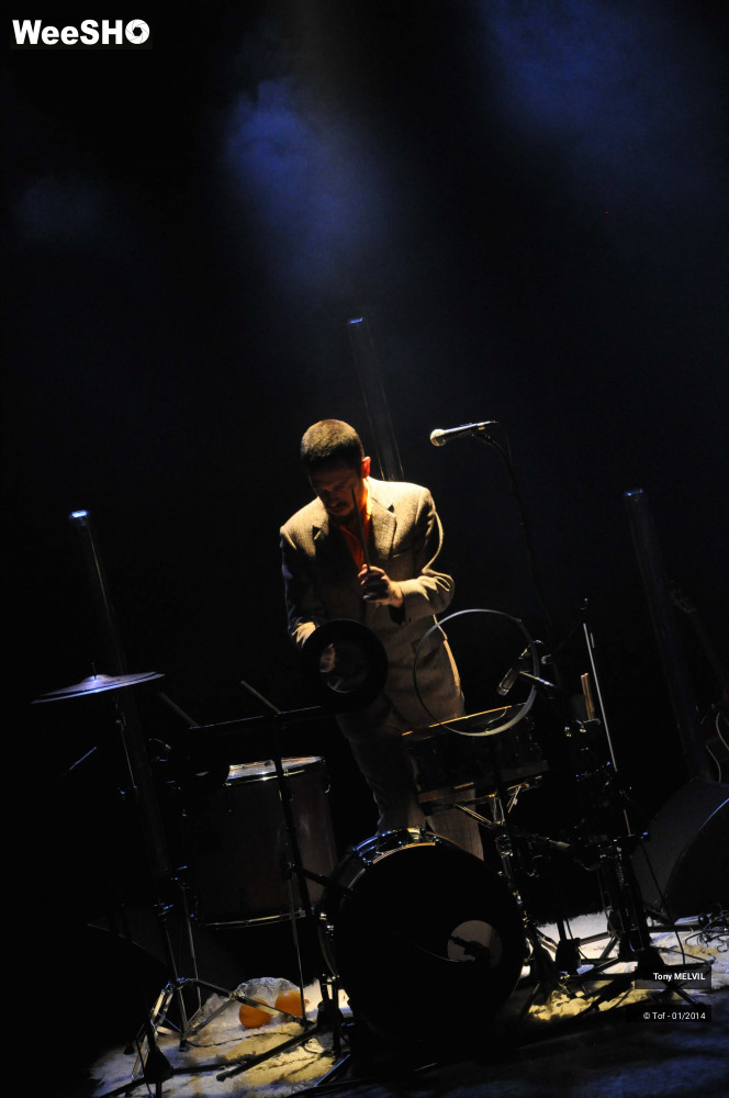 28/57 photos du spectacle Tony Melvil