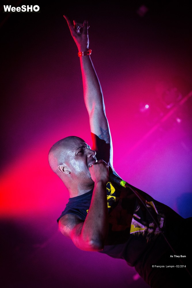 6/33 photos du spectacle As They Burn
